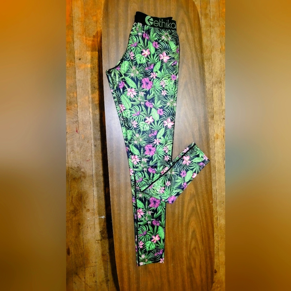 Ethika Jungle leggings, silky smooth, NWOT, small